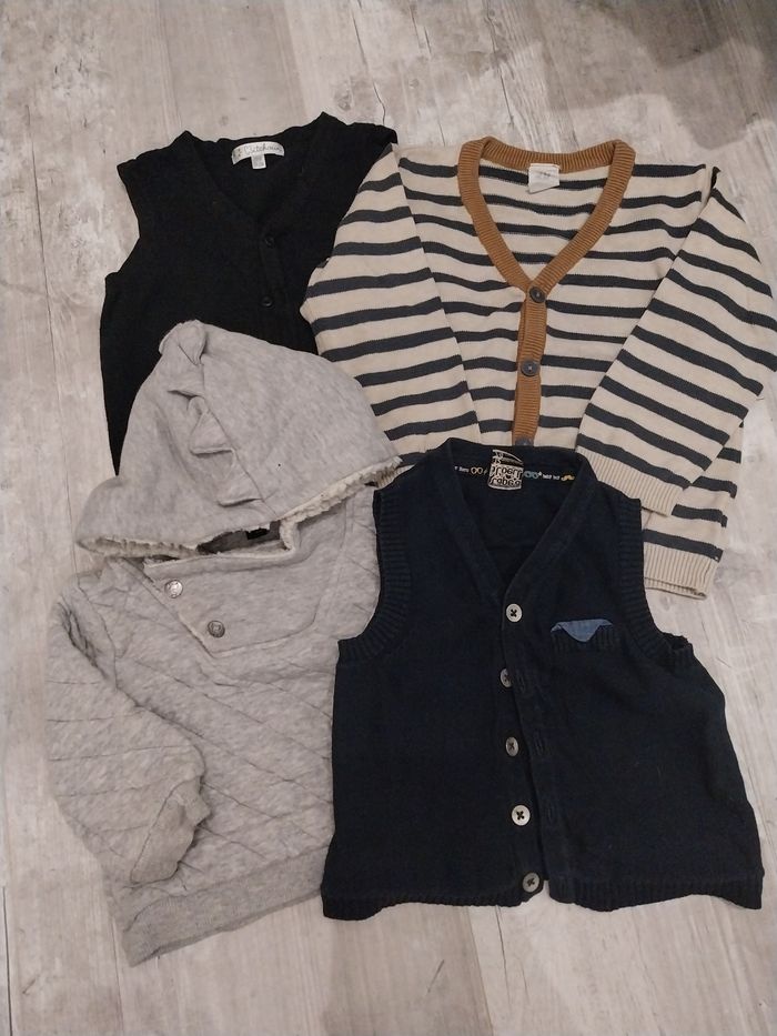 Lot de vêtements garçon 12 mois - photo numéro 3