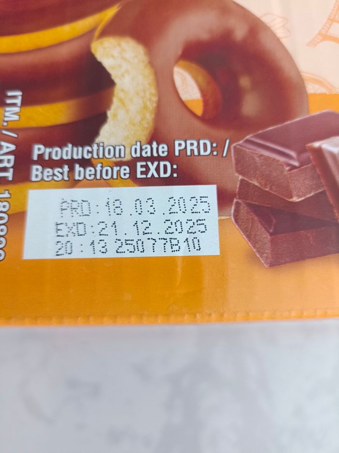 Grosse boîte de donuts - photo numéro 3
