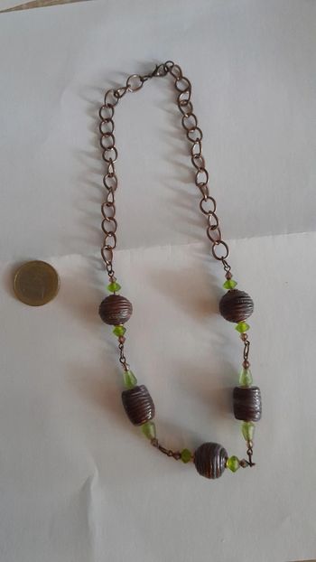 Ravissant ras du cou chic vintage