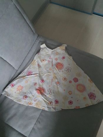 Robe Catimini taille 2 ans bon état