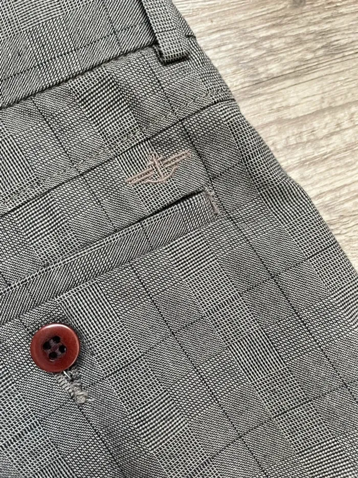 Chinos Dockers Gris - Taille 42 - photo numéro 8