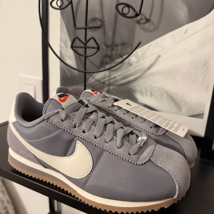Basket Nike Cortez grise - photo numéro 4