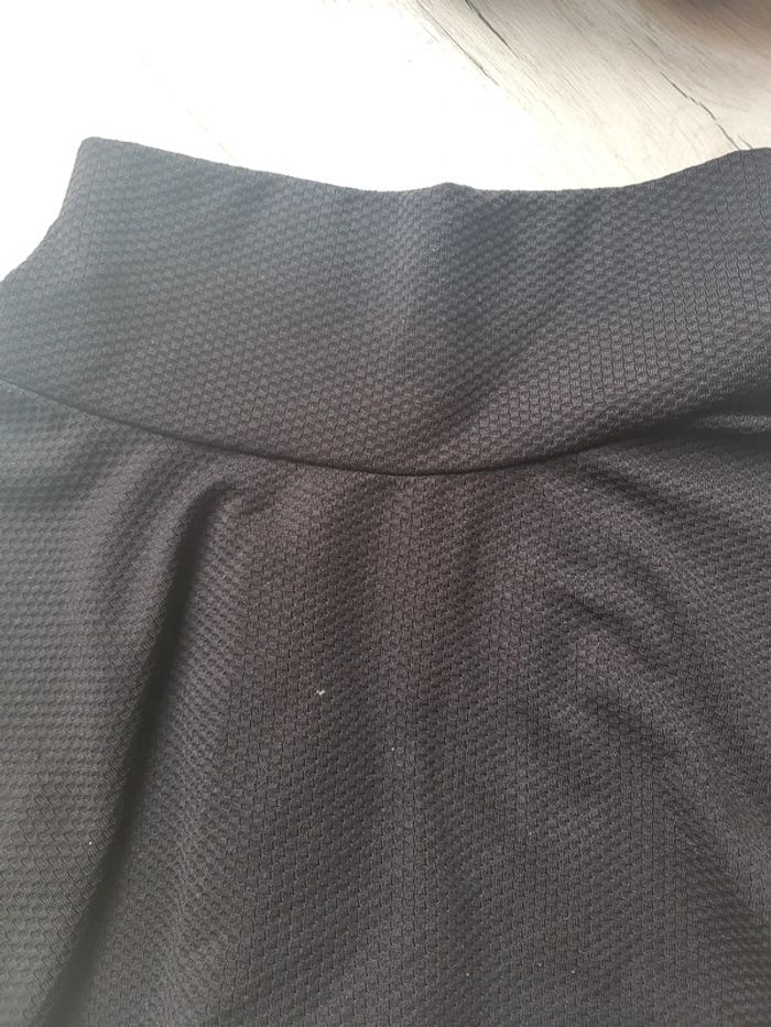 Jupette évasée noire kiabi 4ans - photo numéro 2