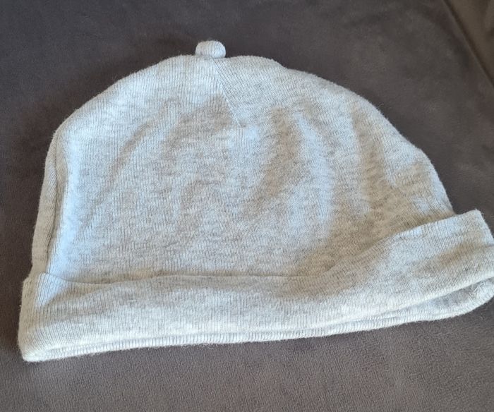 Bonnet - photo numéro 2