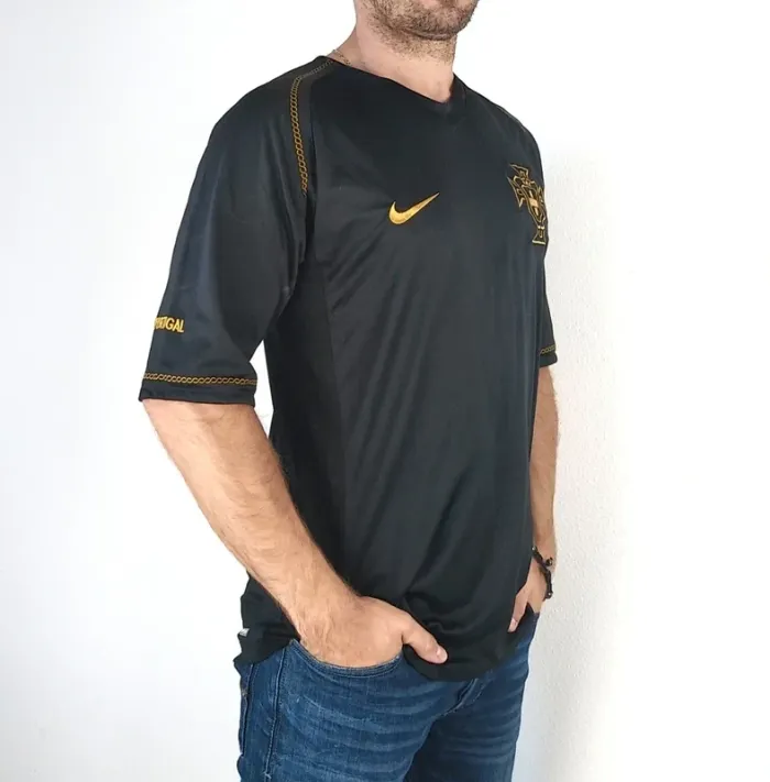 Maillot footbal Portugal Noir & Or – Style Premium - photo numéro 3