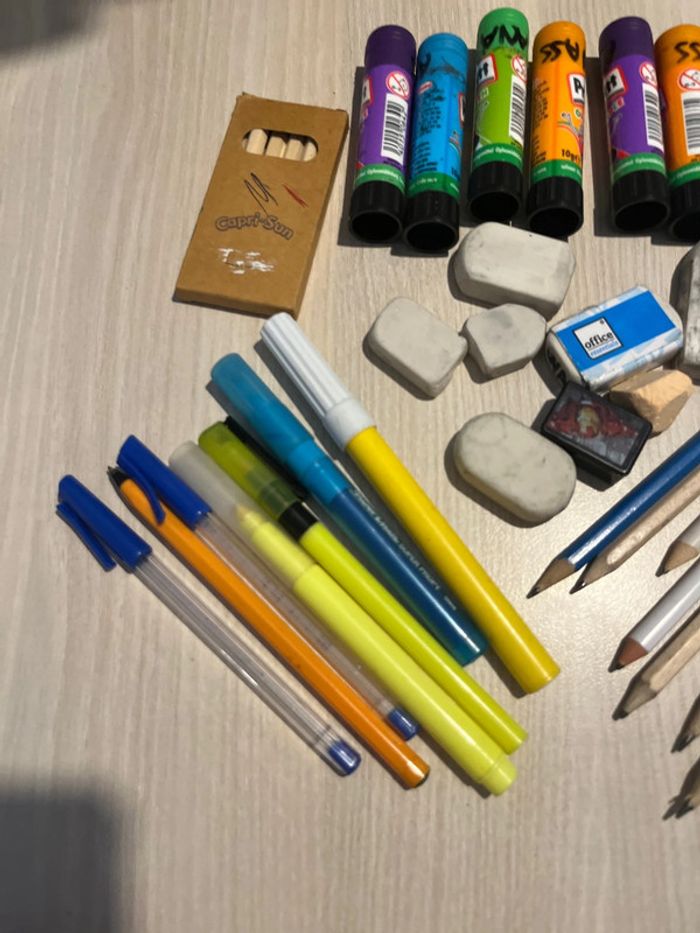 Lot fournitures scolaires - photo numéro 4
