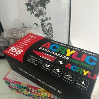 Feutres acryliques boite 168 guangna