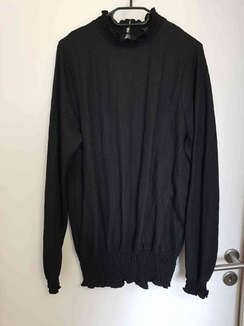 Haut ample noir a col taille 40 42