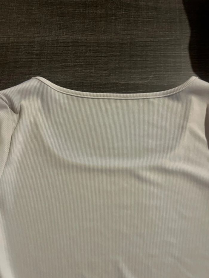 T-shirt manches longues, taille 36 neuf - photo numéro 3