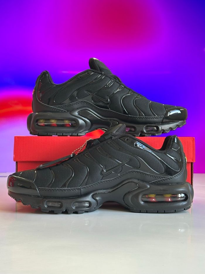 Nike Tn Air Max Plus neuves taille 44  avec boîte – envoi express