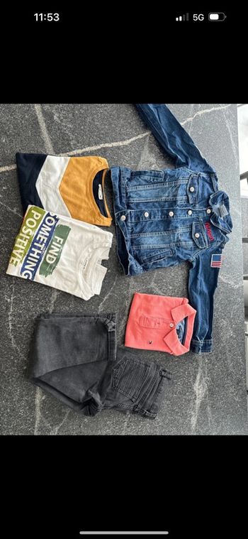 Lot de vêtements taille 6 ans très bon état ou neuf