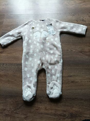 Pyjama neuf 6 mois
