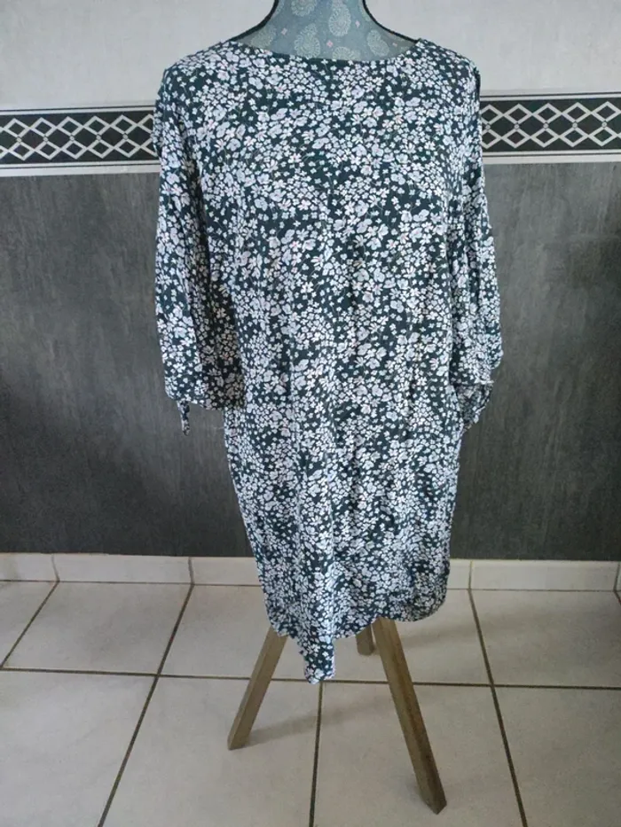Robe /tunique  manche épaules dénudées 44 - photo numéro 5