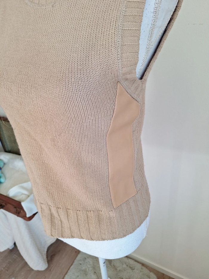 Pull sans manche beige simili cuir t38 #F38M-079 - photo numéro 2