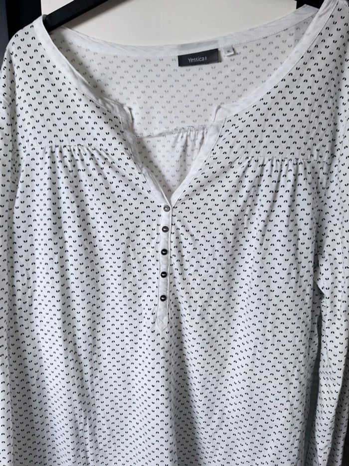Chemise blanche et noir - photo numéro 2