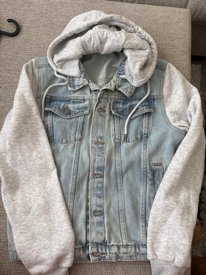 Veste jeans et sweat à capuche - photo numéro 4
