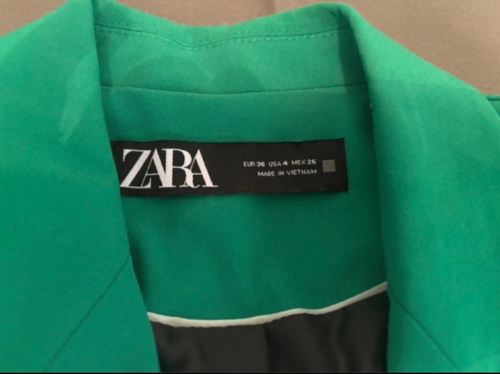 Ensemble tailleur Zara – Blazer 36 + Pantalon 34 – Excellent état - photo numéro 2