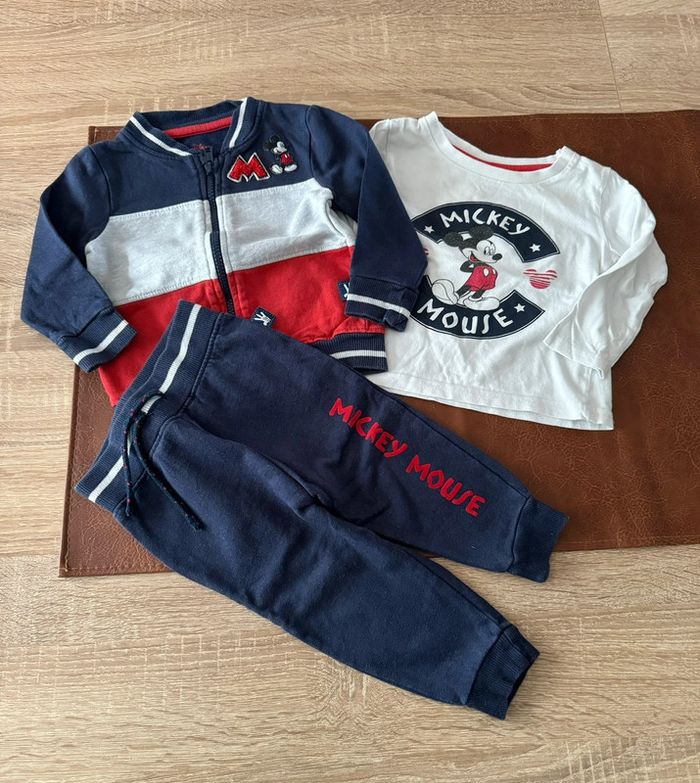 Ensemble Mickey