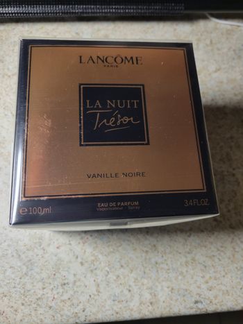 Parfum la nuit tresor vanille noire