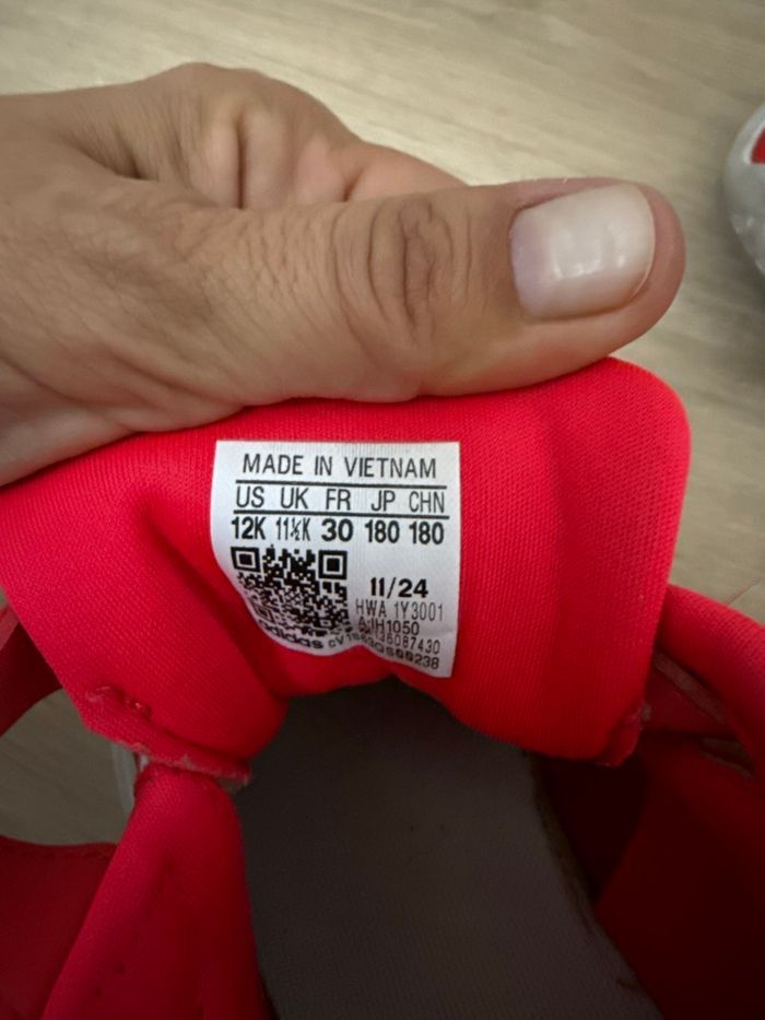 Adidas pointyre 30 - photo numéro 2