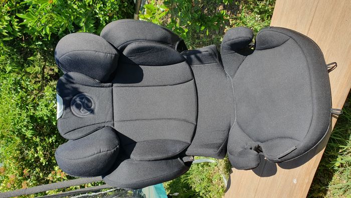 Siège auto Cybex Platinum Z Fix 15-36kg - photo numéro 1