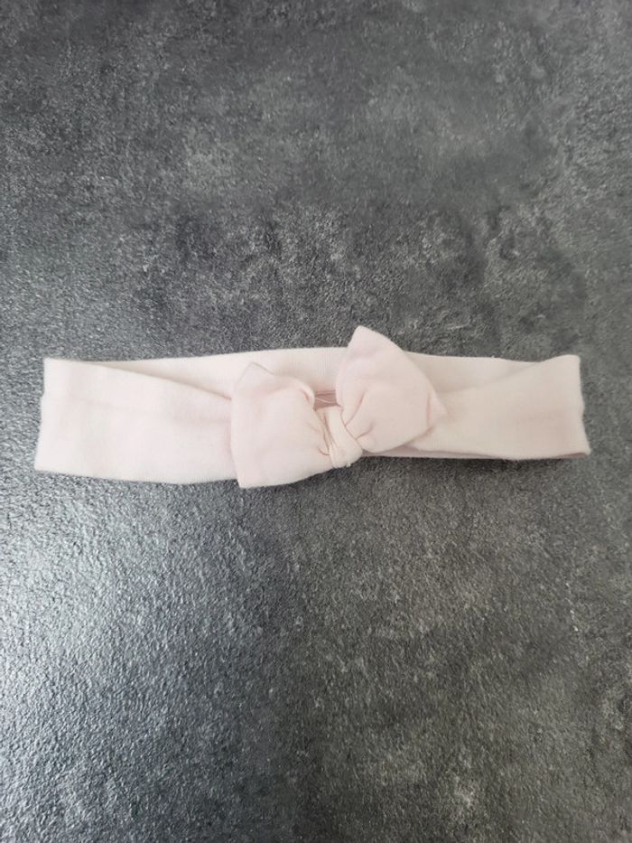 Bandeau bébé fille 0-6 mois peu porté