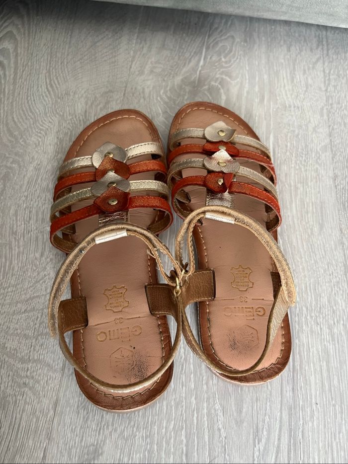 Sandale fille cuir taille 33 - photo numéro 2