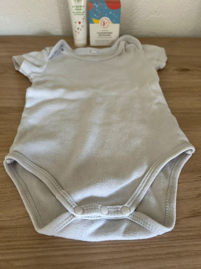 🧸 Body blanc pour bébé 🧸 - photo numéro 3