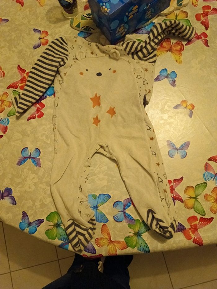 Lot 4 pyjamas et 1 body 24 mois Sergent major orchestra kiabi - photo numéro 5