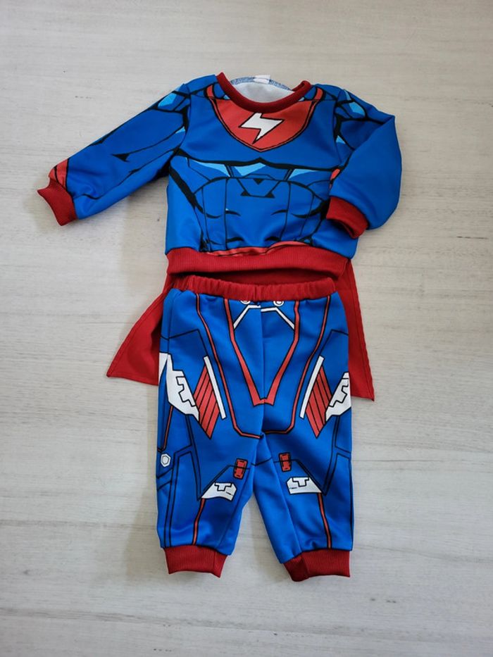 Déguisement superman - 9 mois