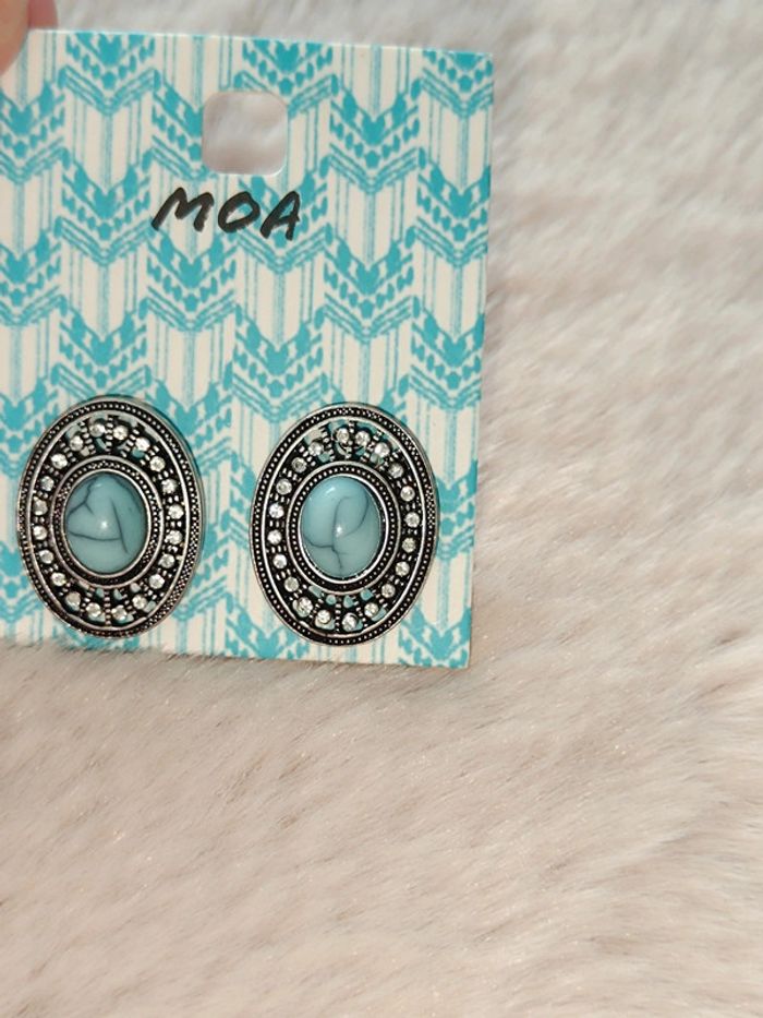Clou d'oreille- Argenté Turquoise 🩵Moa - photo numéro 2
