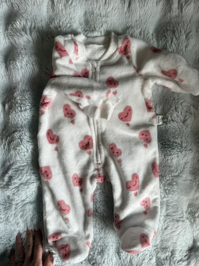 Pyjama tout doux à motifs cœur - photo numéro 2