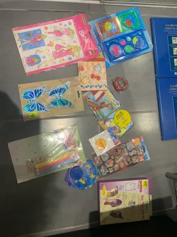 Lots de Goodies et jouet