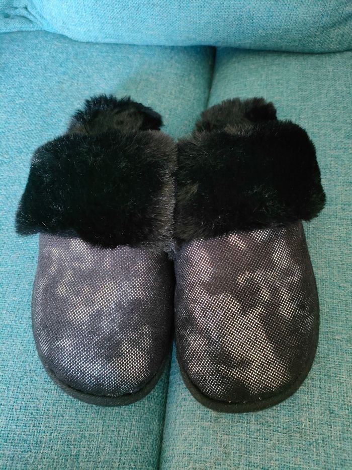 Chaussons neufs