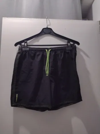 Short Tribord