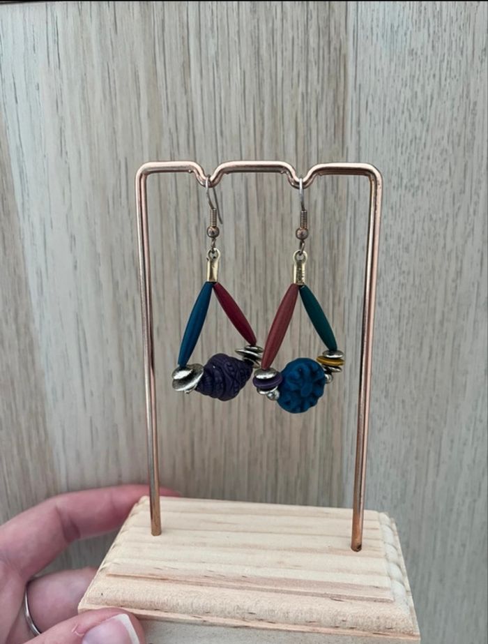 Boucles d'oreilles multicolores