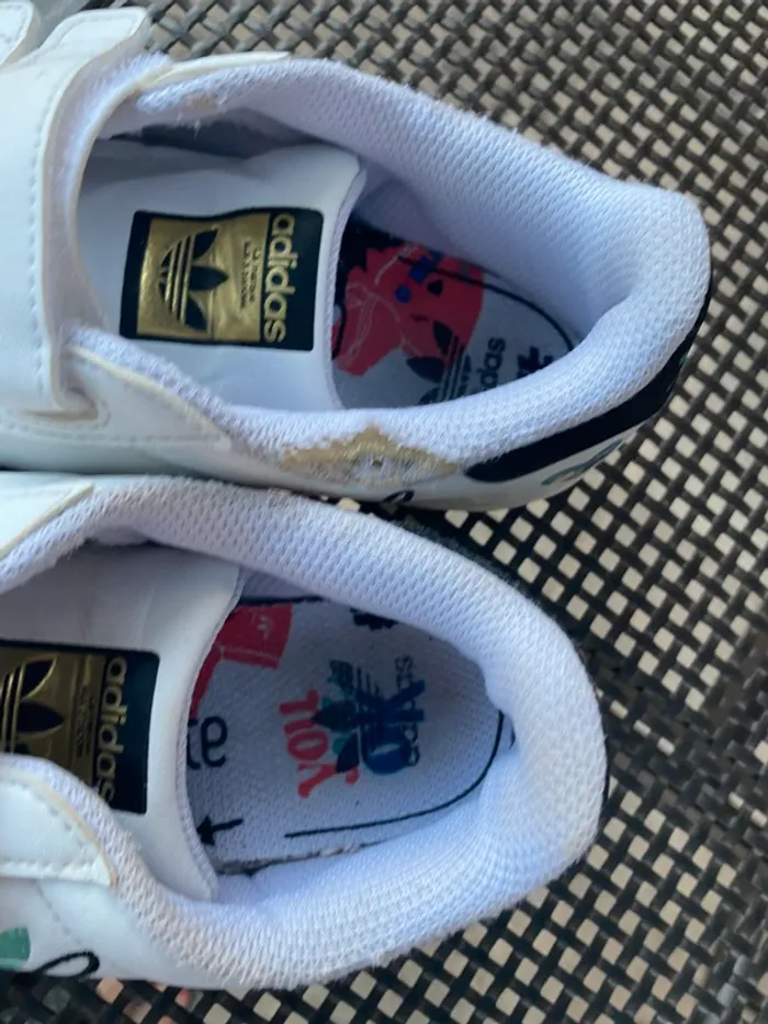 Baskets scratchs Adidas girl 33 - photo numéro 4
