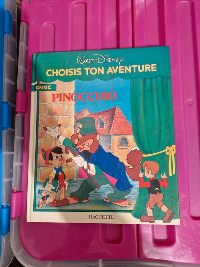 Livre . Choisis ton aventure avec pinocchio. Walt dysney - photo numéro 6