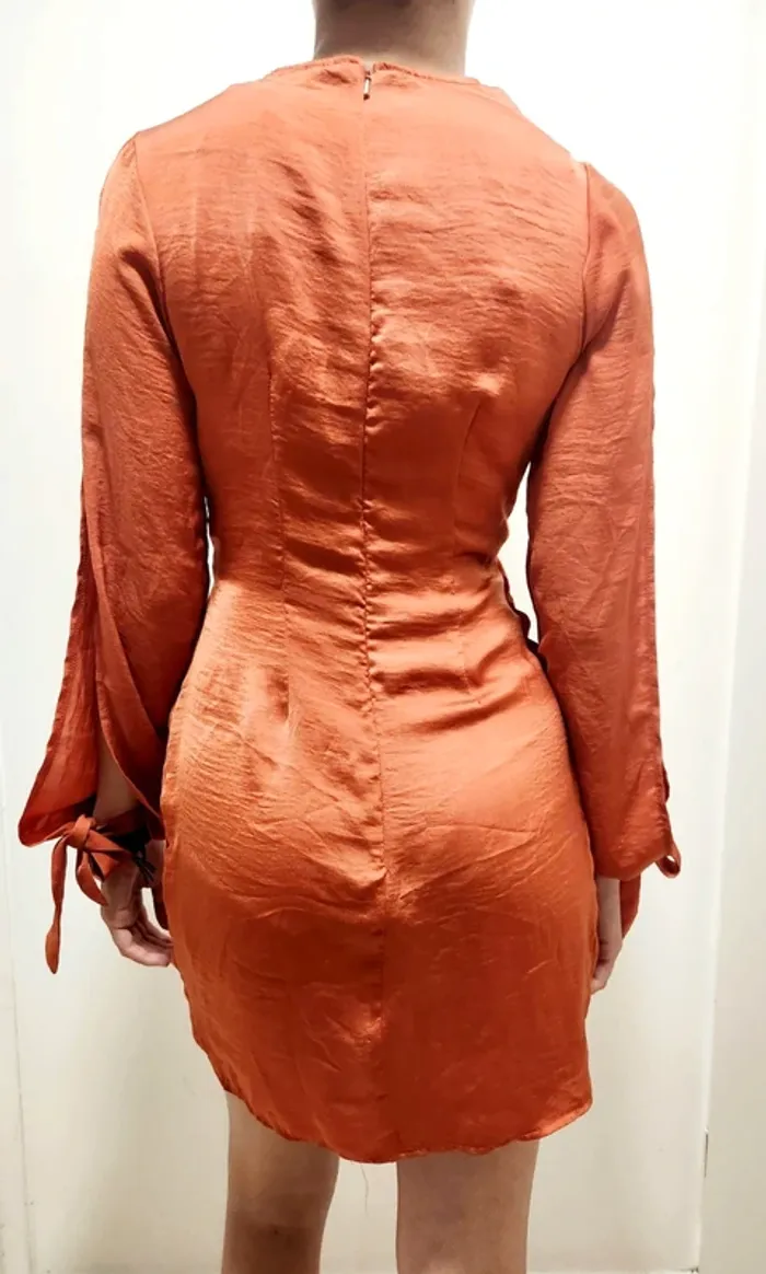 Robe courte portefeuille rouille – PrettyLittleThing - photo numéro 2