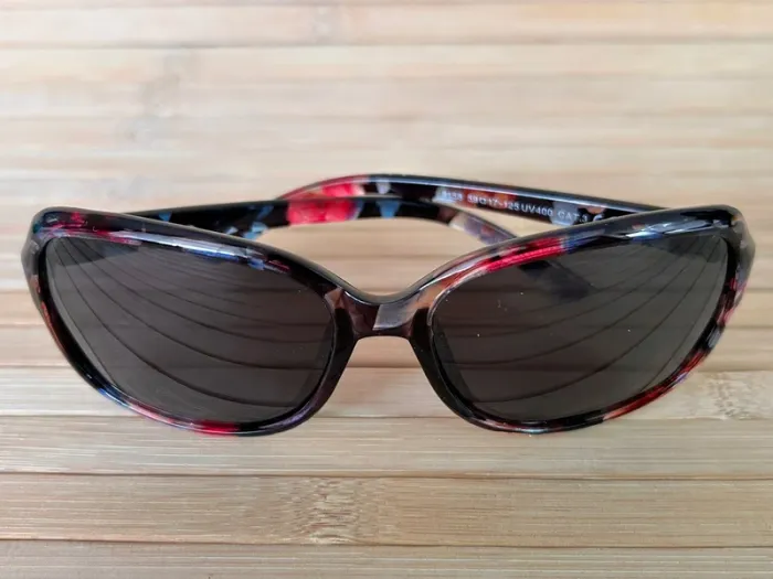 Paire de lunettes de soleil Fimilu multicolores. P*61-4 - photo numéro 8