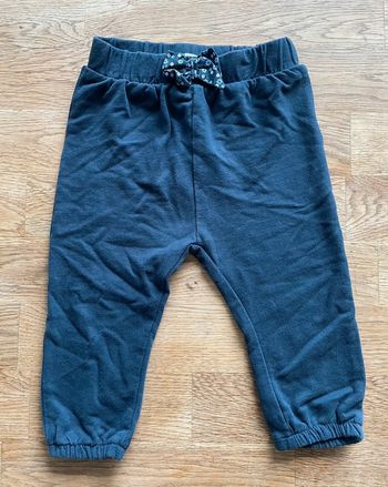 Jogging fille taille 12 mois