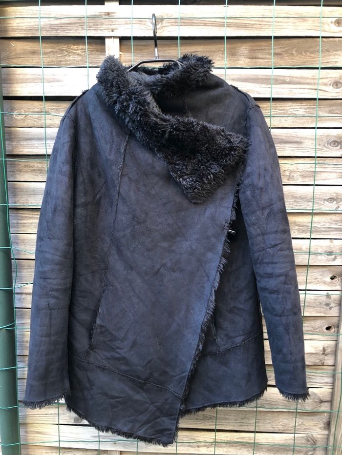 Manteau court fourré Pull&Bear