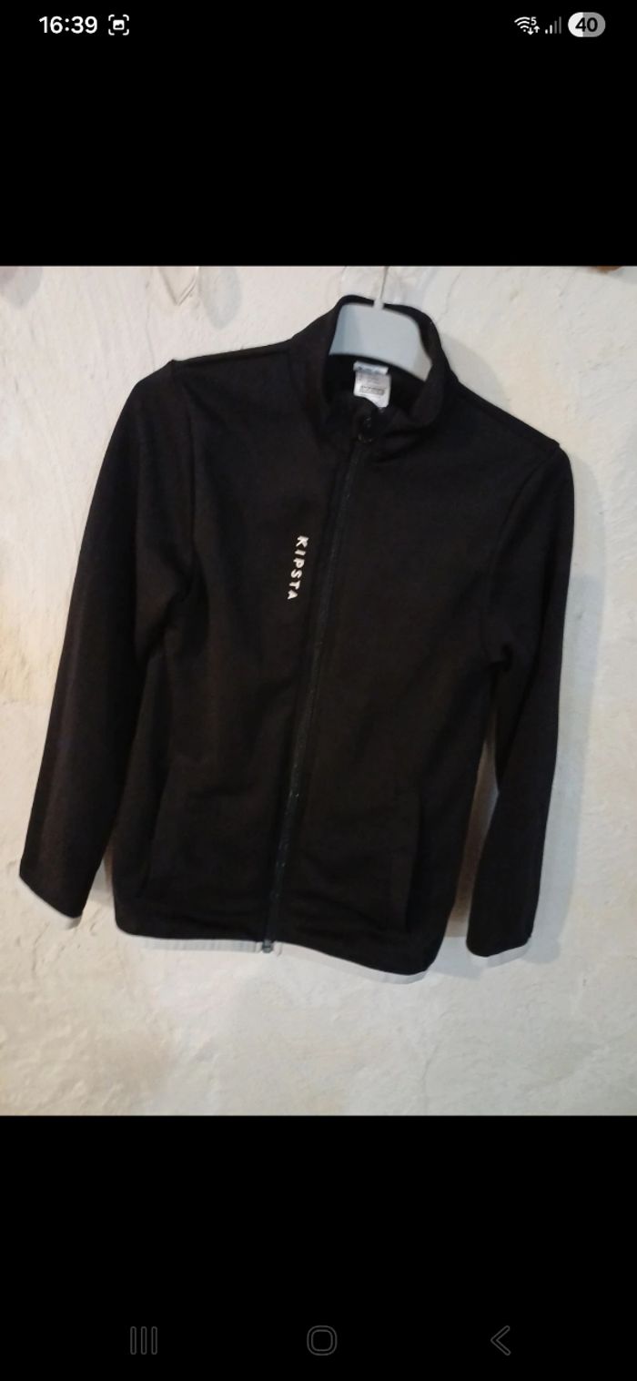 Sweat garçon taille 8 ans