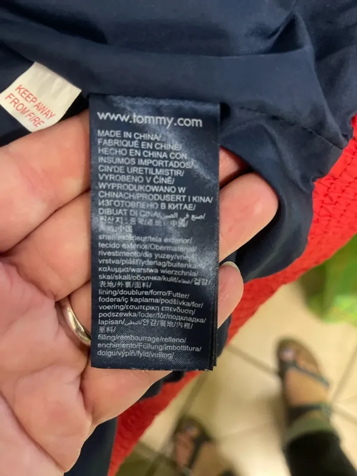 Doudoune sans manches rouge Tommy Hilfiger taille S - photo numéro 9