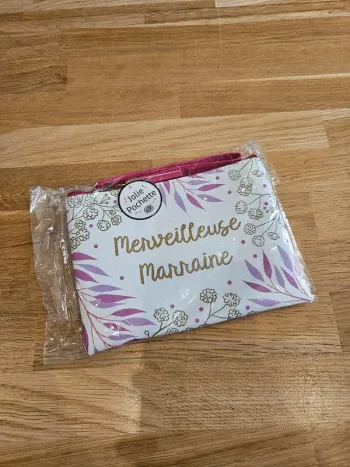 Pochette neuve