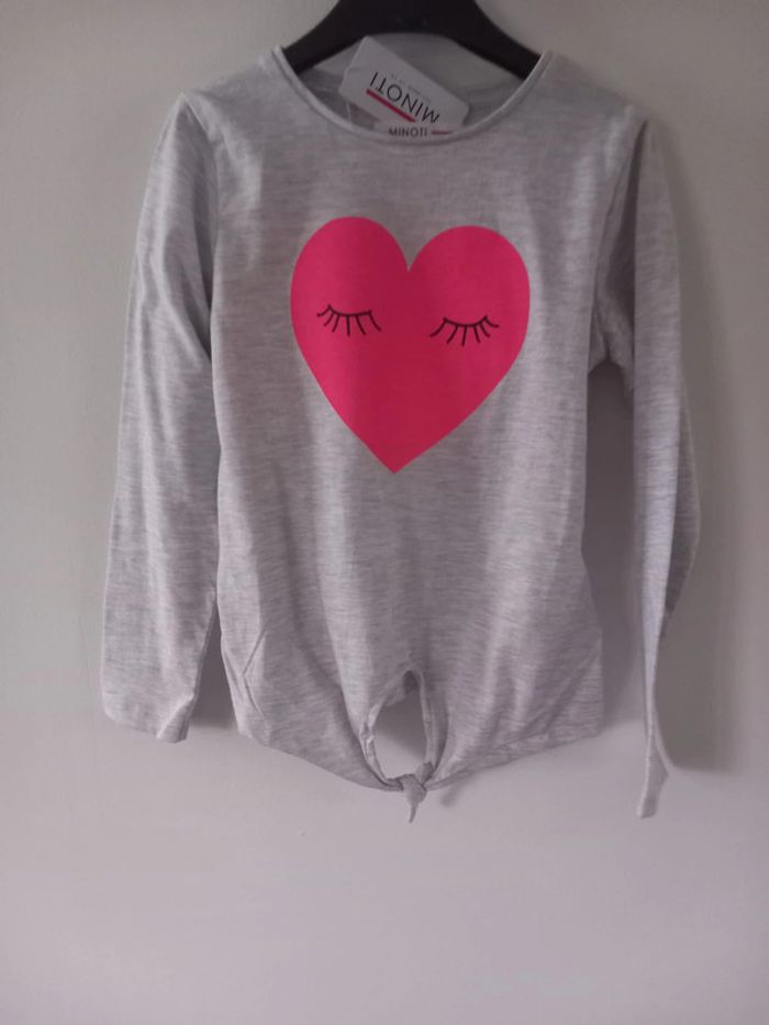 Lot Jean tee shirt 6 ans - photo numéro 4