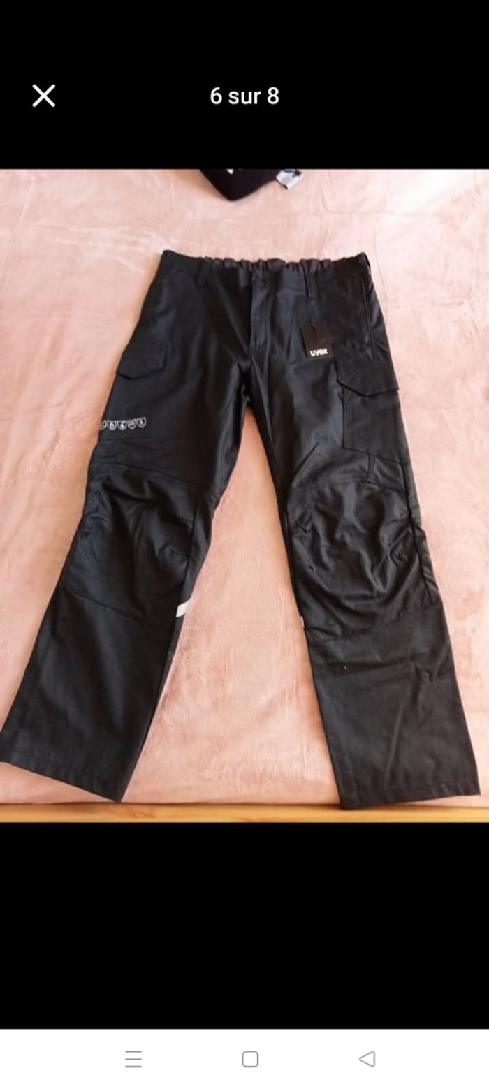Pantalon de travail homme multifonctions Uvex.