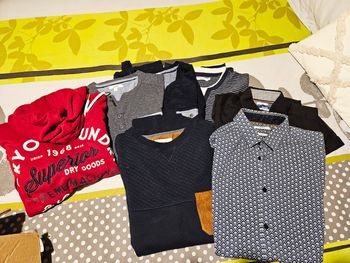 lot vêtements ado taille S (env 16ans) Jules