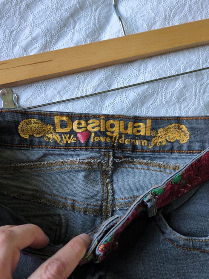 Jean fille Desigual t14/16 ans - photo numéro 11