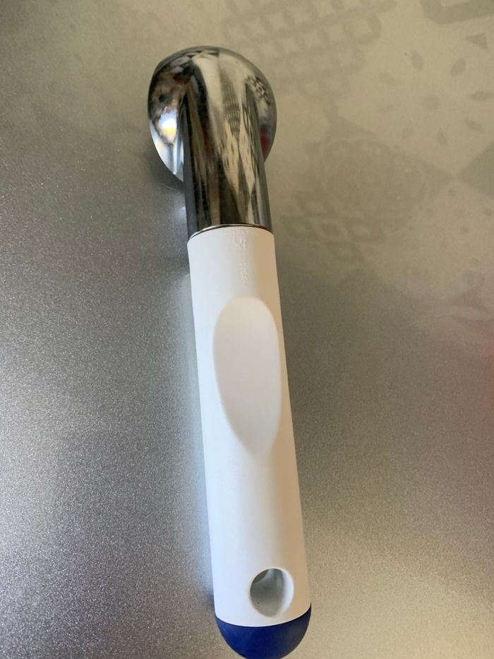 Cuillère à glace Tupperware - photo numéro 1